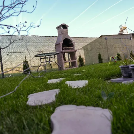 Biama House Casa de hóspedes 3*